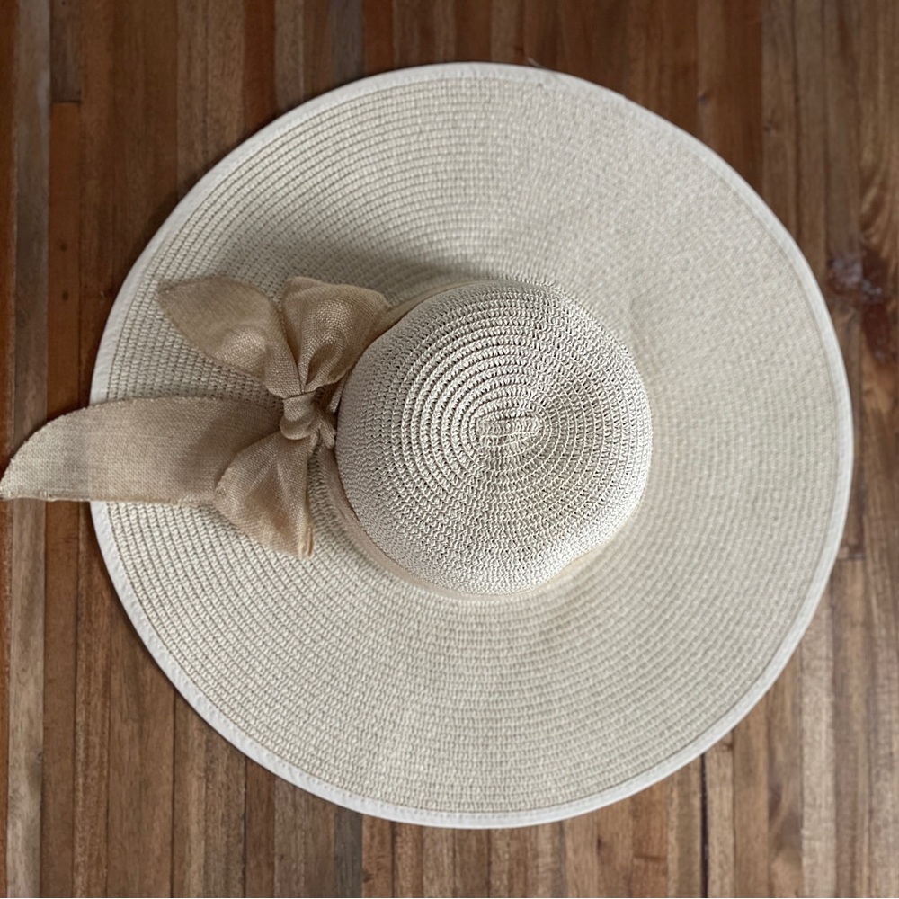 🩷Sale🩷Cream Wide-Brim Hat with Bow